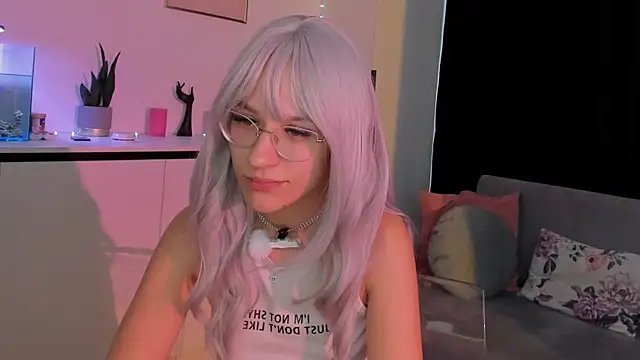 EvaBllake online show from 5, 10, 2025