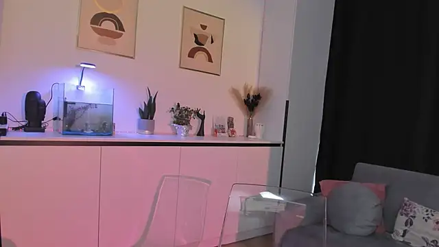 EvaBllake online show from 16, 9, 2025