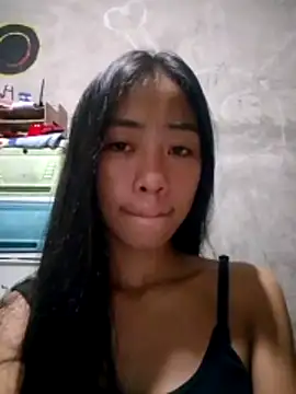 SweetMissPinay18 online show from 1, 6, 2026