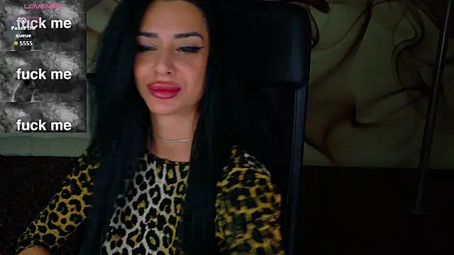 NaomiScarlet online show from 28, 10, 2025