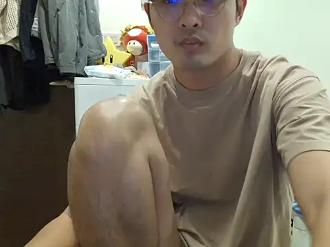 Snapshot of kirkcantop chatting on 25, 11, 2025 kirkcantop online show from 25, 11, 2025