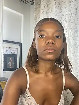 prettydollyy online show from 13, 3, 2026