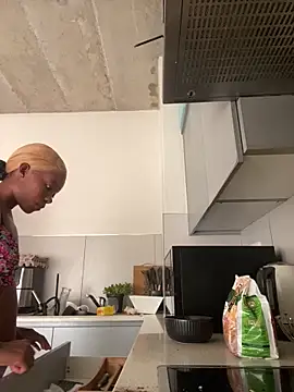 prettydollyy online show from 20, 3, 2026