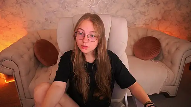 ArrinaWairr online show from 10, 9, 2025