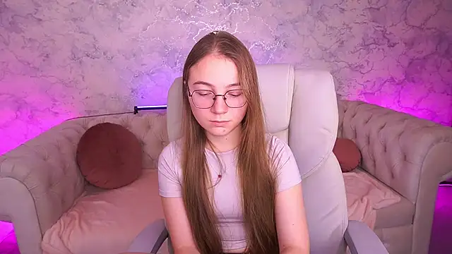 ArrinaWairr online show from 18, 12, 2025