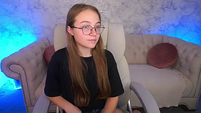 ArrinaWairr online show from 9, 9, 2025