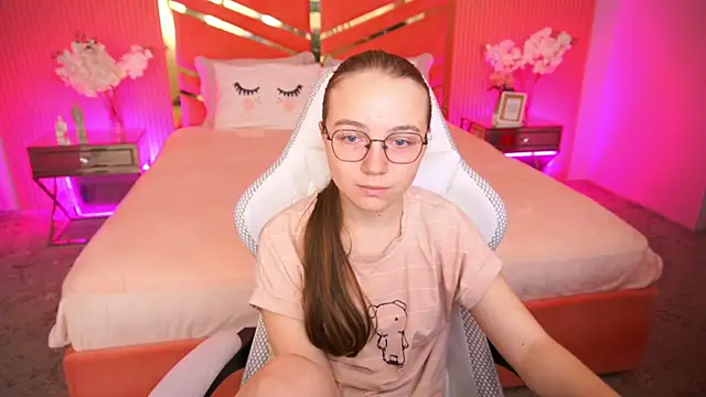 ArrinaWairr online show from 25, 9, 2025