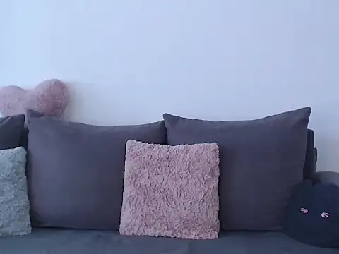 Snapshot of RoxanneLiss chatting on 17, 10, 2025 RoxanneLiss online show from 17, 10, 2025