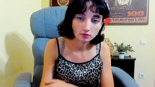 Marri-Stella online show from 10, 11, 2025