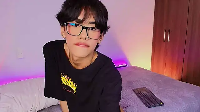 Jim twink online show from 4, 5, 2026
