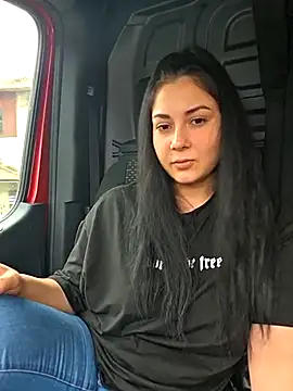 SaraViss20 online show from 7, 10, 2025