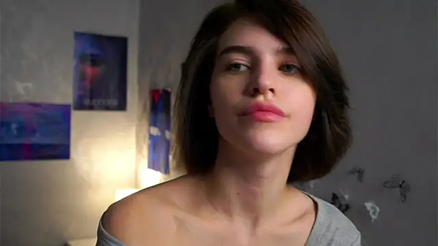 Snapshot of EleneButton chatting on 9, 2, 2026 EleneButton online show from 9, 2, 2026