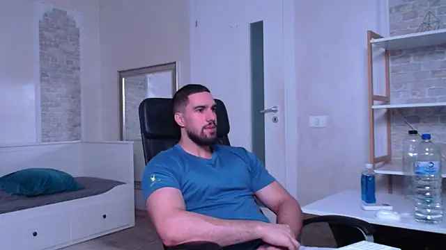 IvanHydee online show from 17, 9, 2025