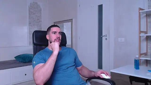 IvanHydee online show from 18, 9, 2025