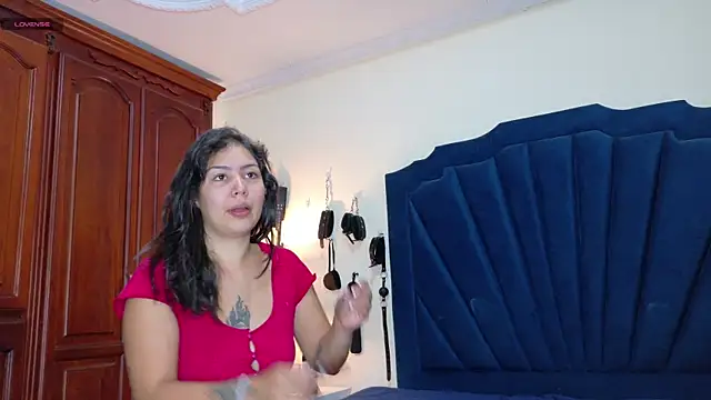 RoxyandAron2 online show from 3, 5, 2026