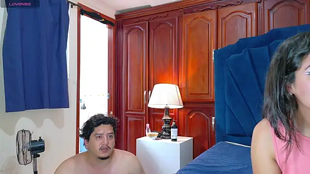 RoxyandAron2 online show from 31, 5, 2026