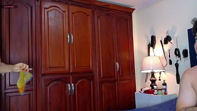 RoxyandAron2 online show from 19, 4, 2026