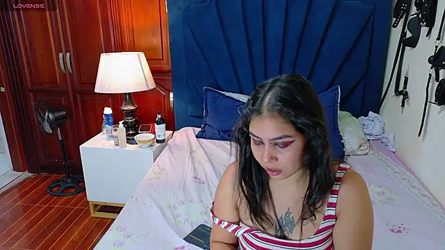 RoxyandAron2 online show from 2, 6, 2026