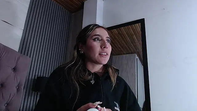 Bonnali lune online show from 25, 2, 2026