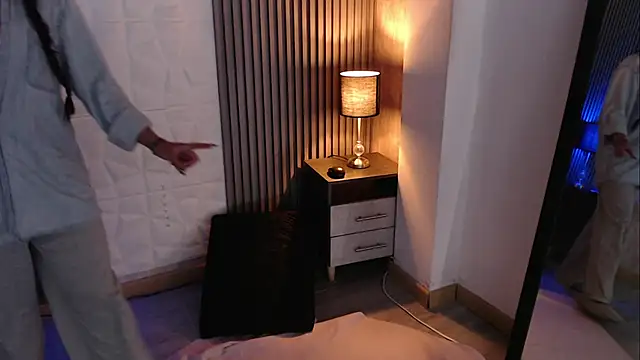 Bonnali lune online show from 29, 10, 2025