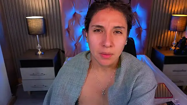Snapshot of Bonnali_lune chatting on 30, 4, 2026 Bonnali lune online show from 30, 4, 2026