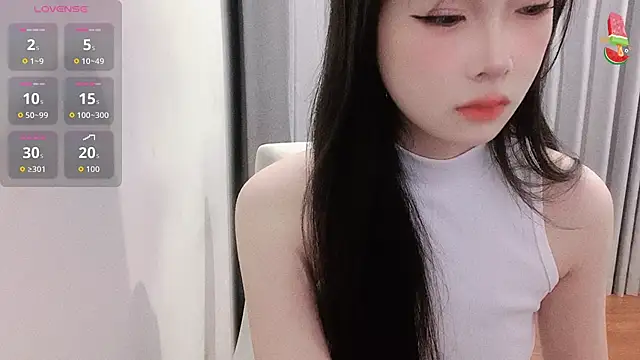 Snapshot of Azami_Chan chatting on 6, 11, 2025 Azami Chan online show from 6, 11, 2025