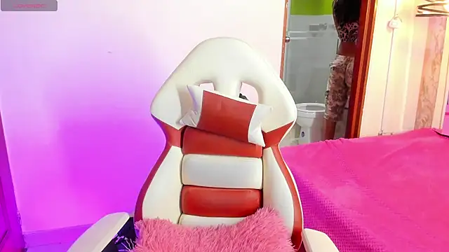 Sheilly brown online show from 5, 11, 2025