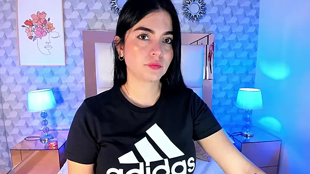 Sasha  sims   online show from 7, 10, 2025