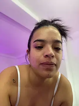 Snapshot of JuanitaMore01 chatting on 1, 2, 2026 JuanitaMore01 online show from 1, 2, 2026