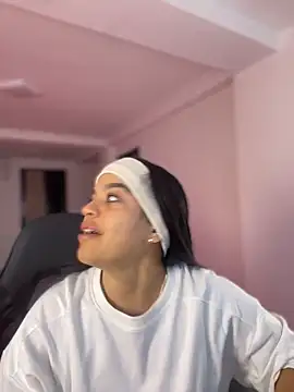 JuanitaMore01 online show from 24, 3, 2026