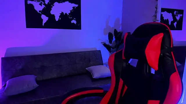 ZoeValencia1 online show from 15, 10, 2025