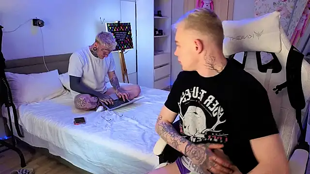 callmealexthx online show from 27, 5, 2026