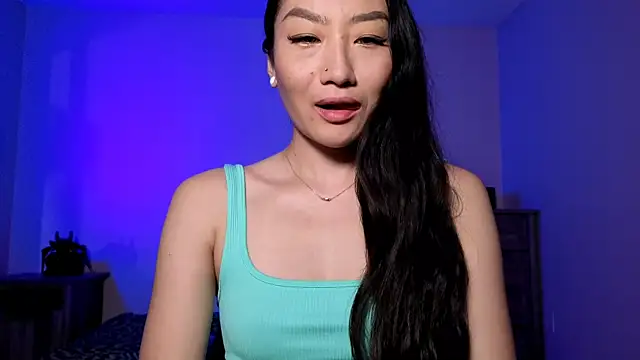 Aliciaz3 online show from 15, 11, 2025