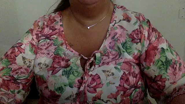 Snapshot of LaReginaNera chatting on 21, 7, 2026 LaReginaNera online show from 21, 7, 2026