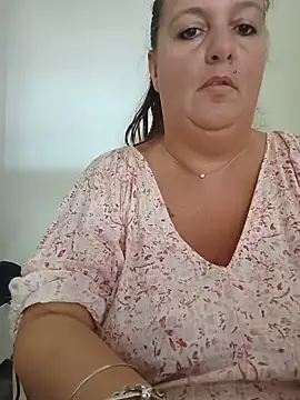 Snapshot of LaReginaNera chatting on 24, 6, 2026 LaReginaNera online show from 24, 6, 2026