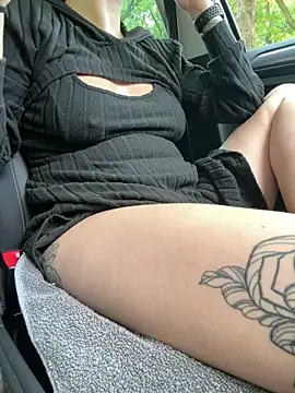 Snapshot of BaddieJoline chatting on 23, 9, 2025 BaddieJoline online show from 23, 9, 2025