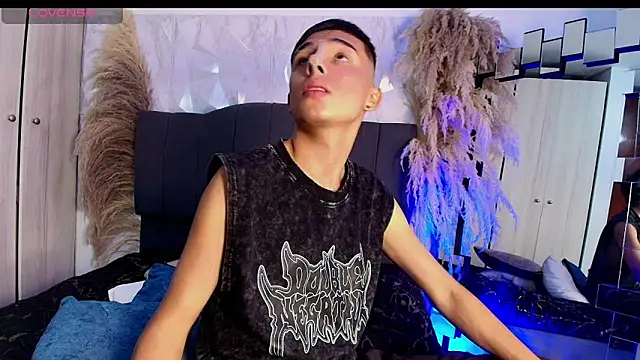 Isaac tan online show from 26, 2, 2026