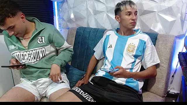 Isaac tan online show from 19, 9, 2025