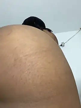 Snapshot of Rousevans_ chatting on 23, 11, 2025 Rousevans online show from 23, 11, 2025