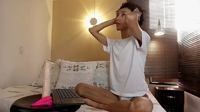 Lucian Morel S online show from 5, 11, 2025