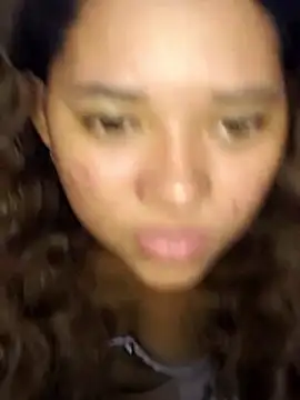 Violethroos online show from 10, 4, 2026