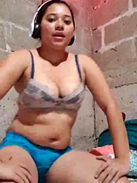 Violethroos online show from 3, 12, 2025