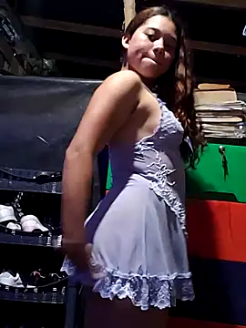 Violethroos online show from 23, 3, 2026