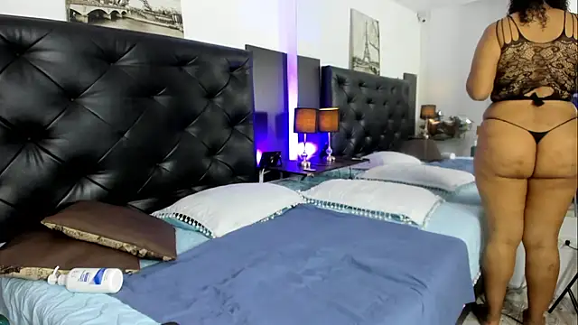 Snapshot of Kymy_marquez chatting on 2, 3, 2026 Kymy marquez online show from 2, 3, 2026