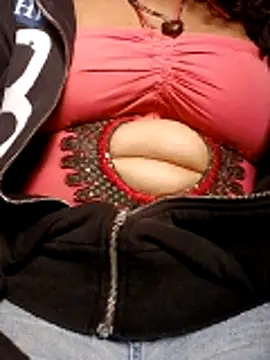 Snapshot of Kymy_marquez chatting on 2, 2, 2026 Kymy marquez online show from 2, 2, 2026