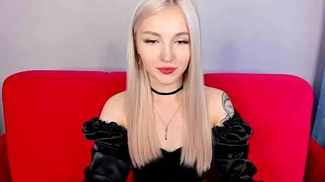 LisaFoxyMe online show from 27, 9, 2025