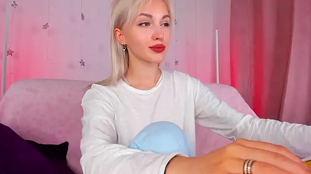 LisaFoxyMe online show from 11, 7, 2026