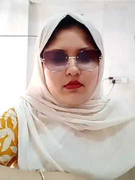 Snapshot of Nusrat-N chatting on 12, 6, 2026 Nusrat-N online show from 12, 6, 2026