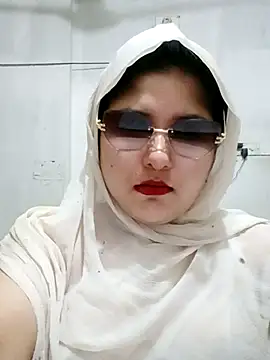Snapshot of Nusrat-N chatting on 16, 7, 2026 Nusrat-N online show from 16, 7, 2026