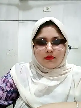 Snapshot of Nusrat-N chatting on 12, 7, 2026 Nusrat-N online show from 12, 7, 2026